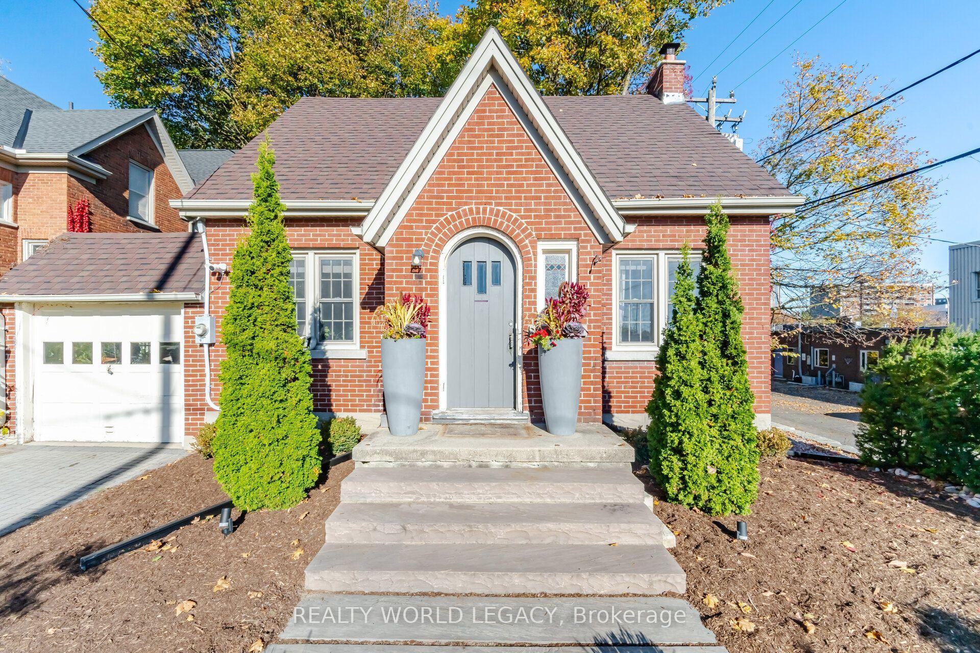 11 Rock Avenue, Kitchener, ON N2M 2N9