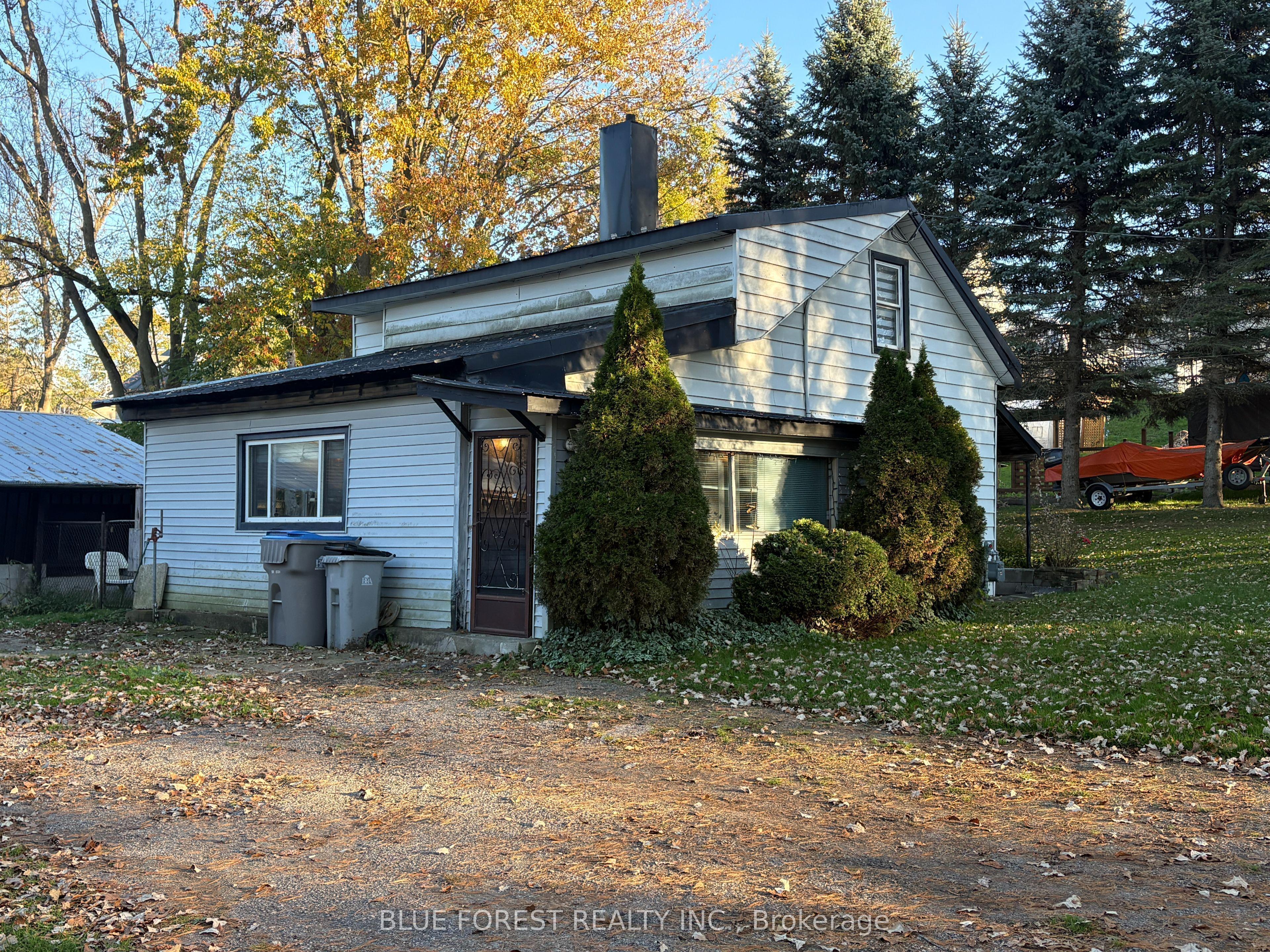 15 Charles Street N, St. Marys, ON N4X 1C1