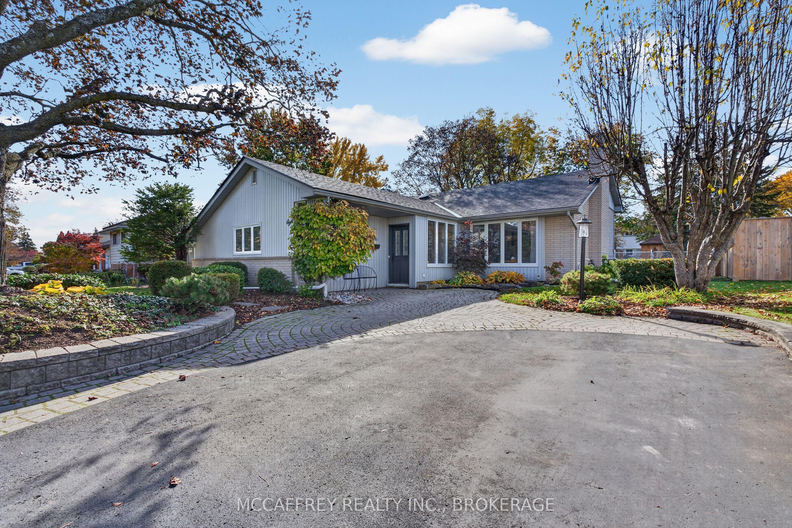 8 Keller Drive, Belleville, ON K8P 4B4