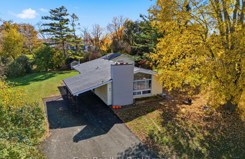 83 Carrying Place Road, Quinte West, ON K8V 5P7