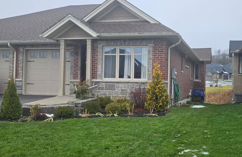 60 Singleton Street, Brighton, ON K0K 1H0