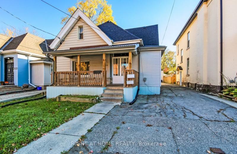 106 High Street 1, London South, ON N6C 4K1