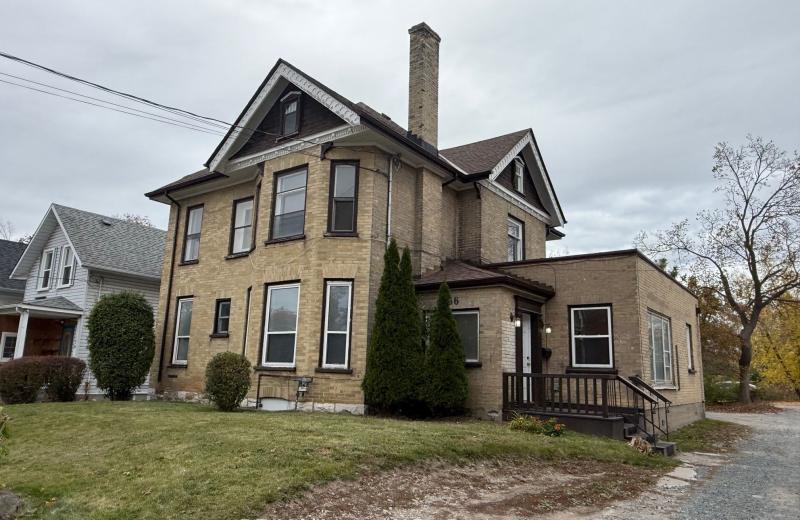166 Dublin Street, Peterborough, ON K9H 3B5