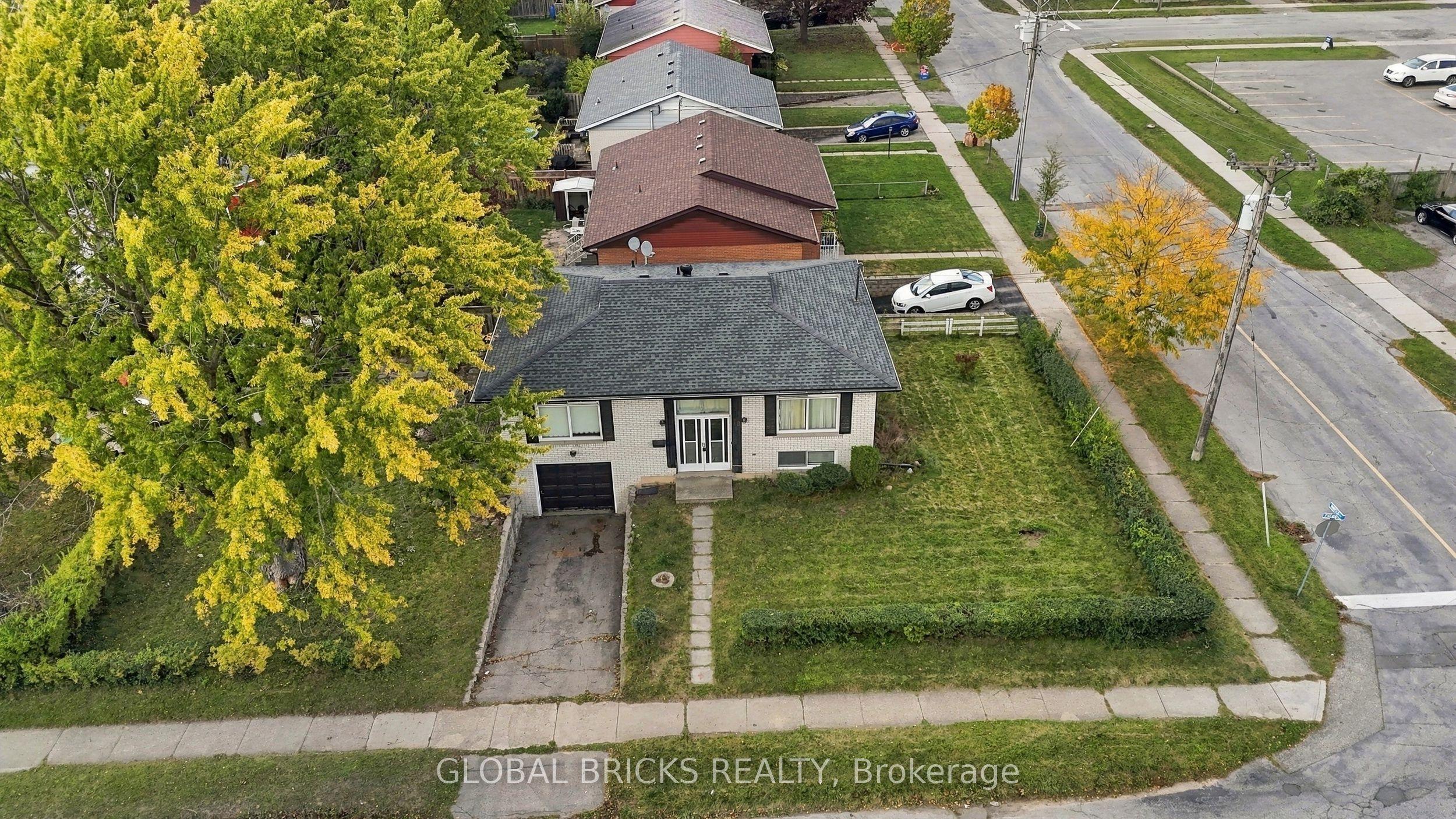 18 Falesy Avenue, Kitchener, ON N2A 1N8