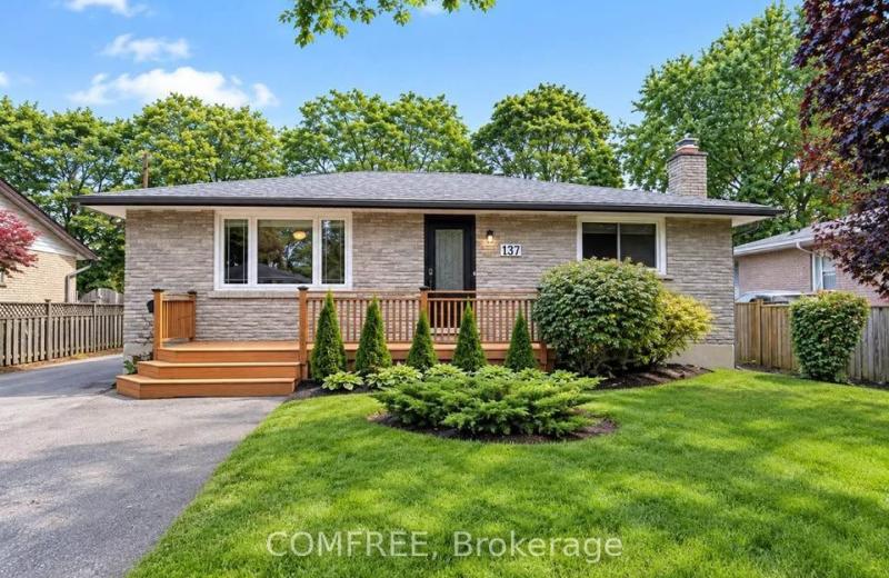 137 Country Club Drive, Guelph, ON N1E 3K8