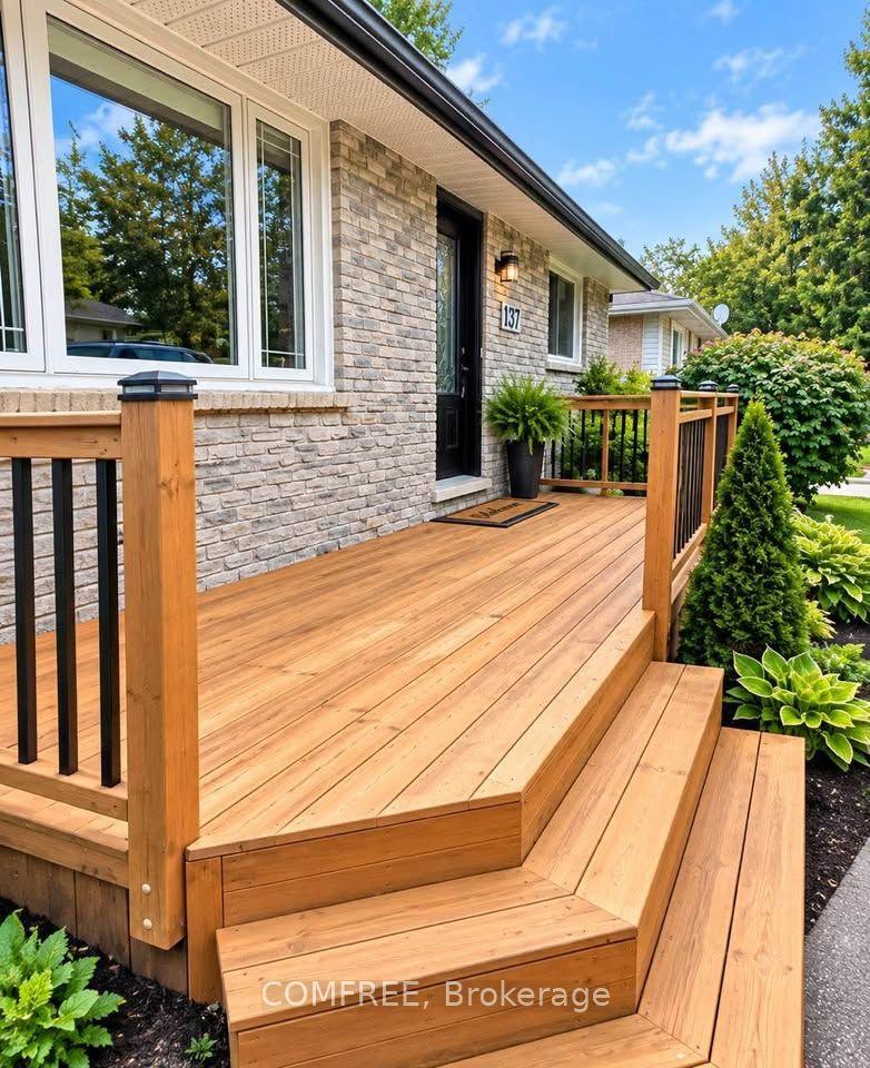 137 Country Club Drive, Guelph, ON N1E 3K8