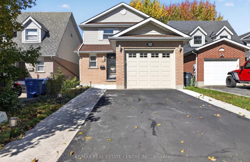 122 Moss Place, Guelph, ON N1G 4V4