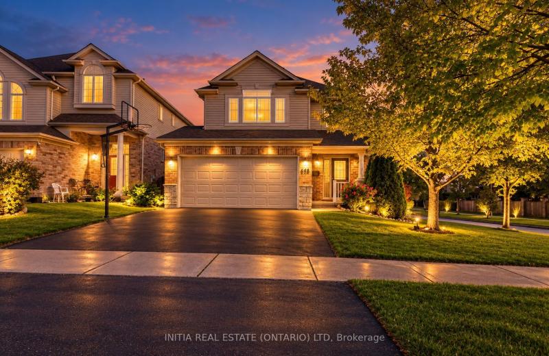 648 Oakcrossing Road, London North, ON N6H 5T7