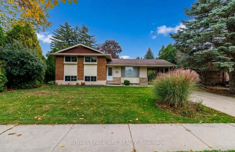 37 Harcove Street, St. Catharines, ON L2N 1W7