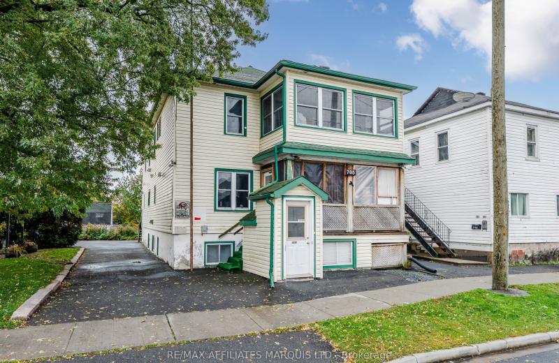 705 Walton Street, Cornwall, ON K6H 1T8