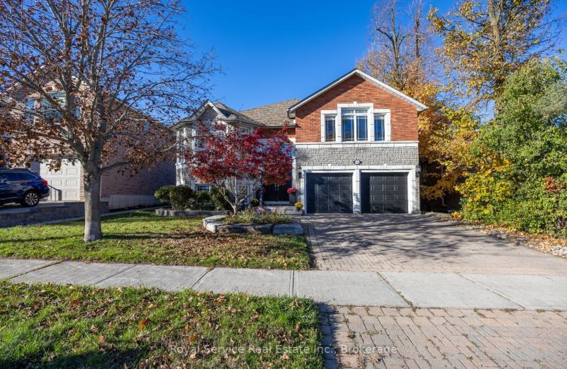 1636 Glenforest Boulevard, Peterborough, ON K9K 2L5
