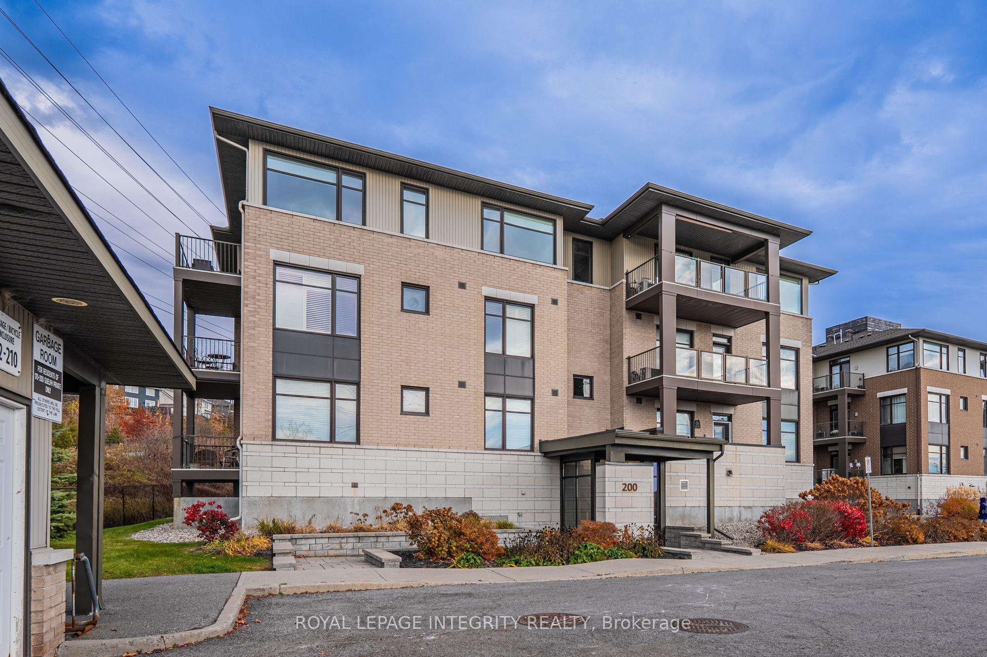 200 GUELPH Private 303, Kanata, ON K2T 0J8