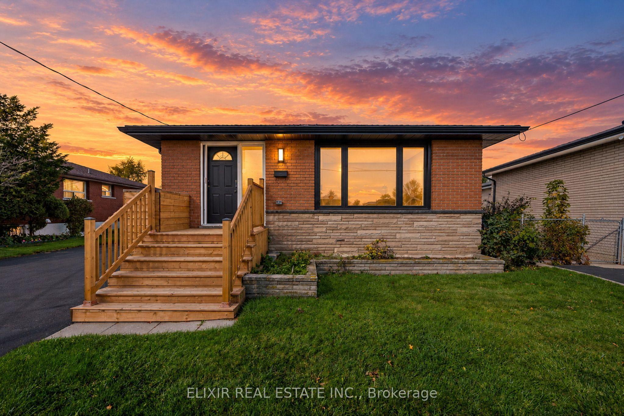 135 Nugent Drive Upper, Hamilton, ON L8H 2N3