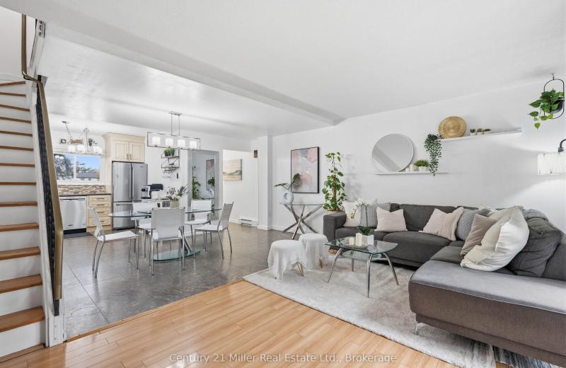 162 Jansen Avenue 26, Kitchener, ON N2A 2L7