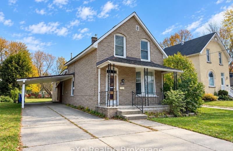 595 8th Avenue, Hanover, ON N4N 2L4