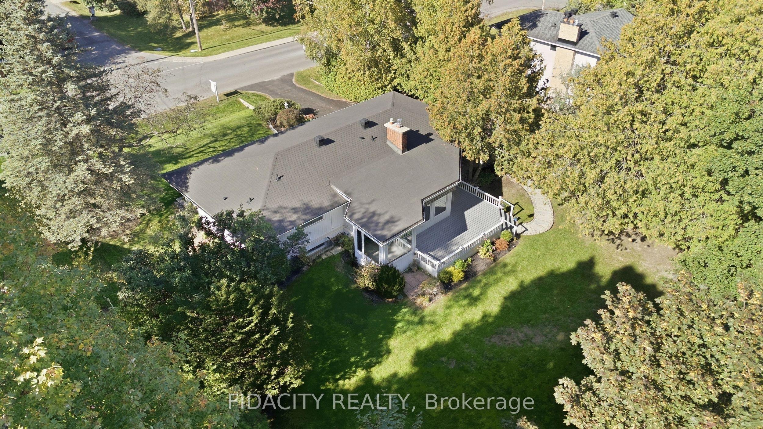 36 Beverly Street, Stittsville - Munster - Richmond, ON K2S 0S2