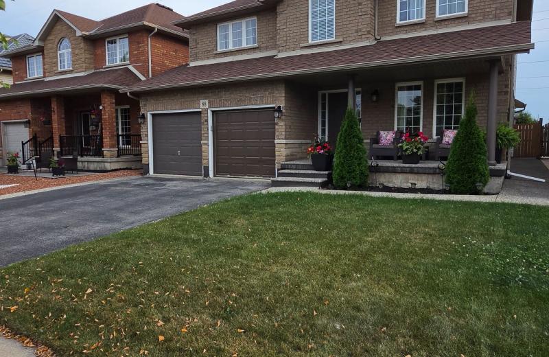 88 Blue Mountain Drive, Hamilton, ON L0R 1P0