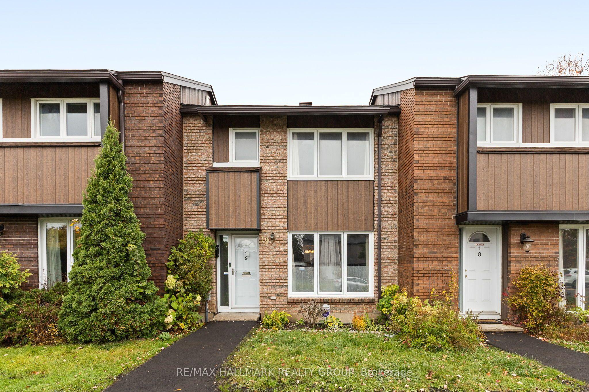 1900 MARQUIS Avenue 19, Beacon Hill North - South and Area, ON K1J 8J2