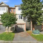 22 Manhattan Crescent, Carlington - Central Park, ON K2C 4B4