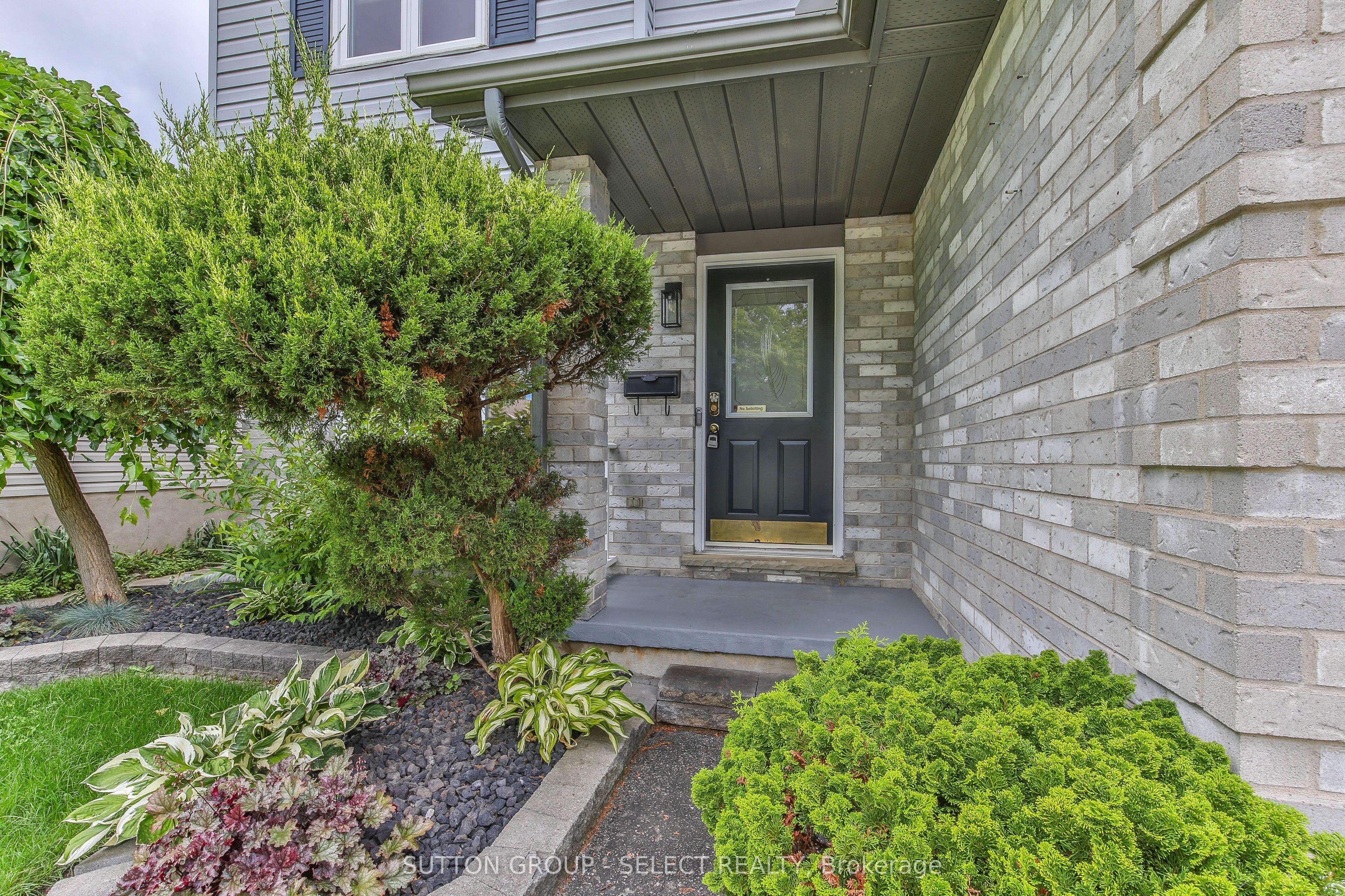 54 Sunrise Crescent, London East, ON N5V 4V5