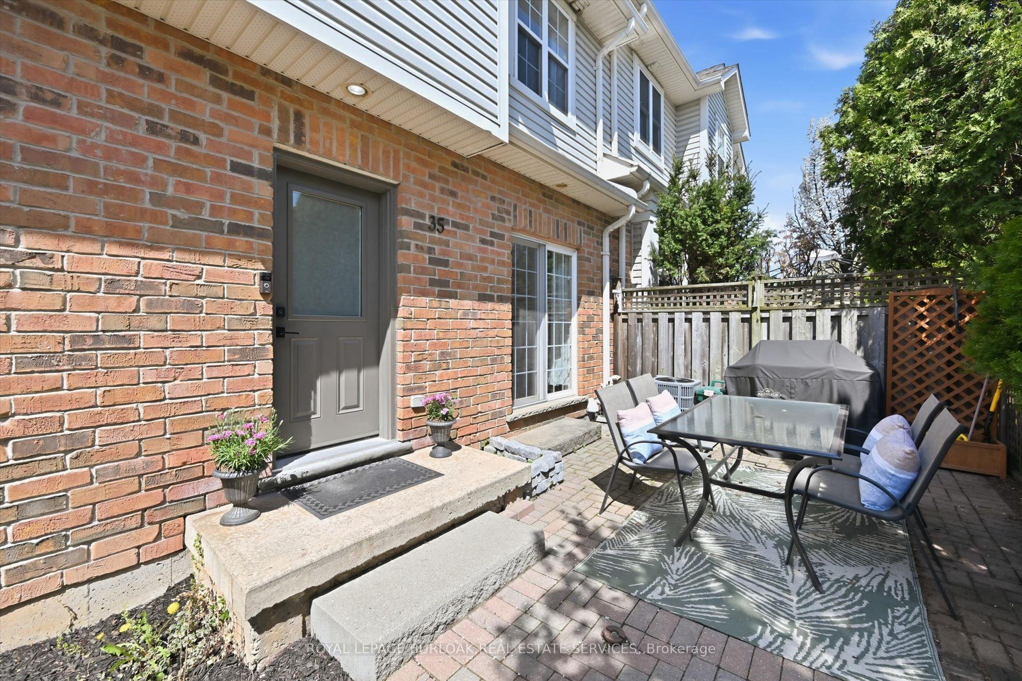 1085 Harrogate Drive 35, Hamilton, ON L9K 1R2