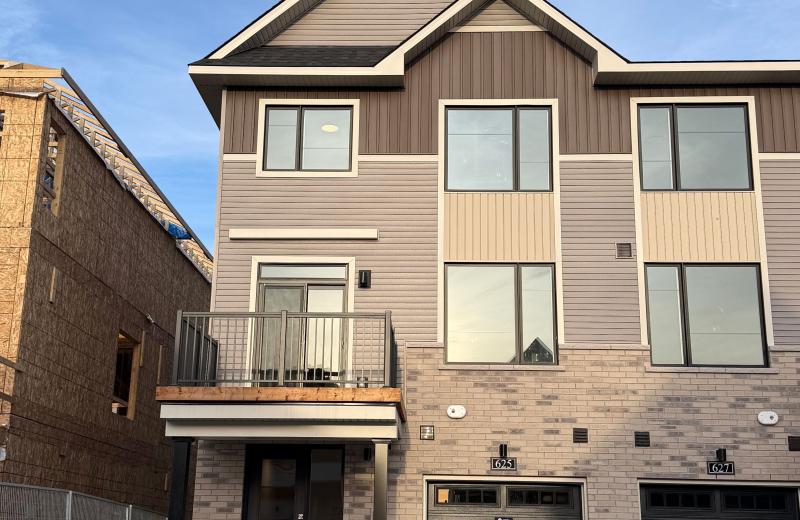 625 Moonglade Crescent, Barrhaven, ON K2J 6K2