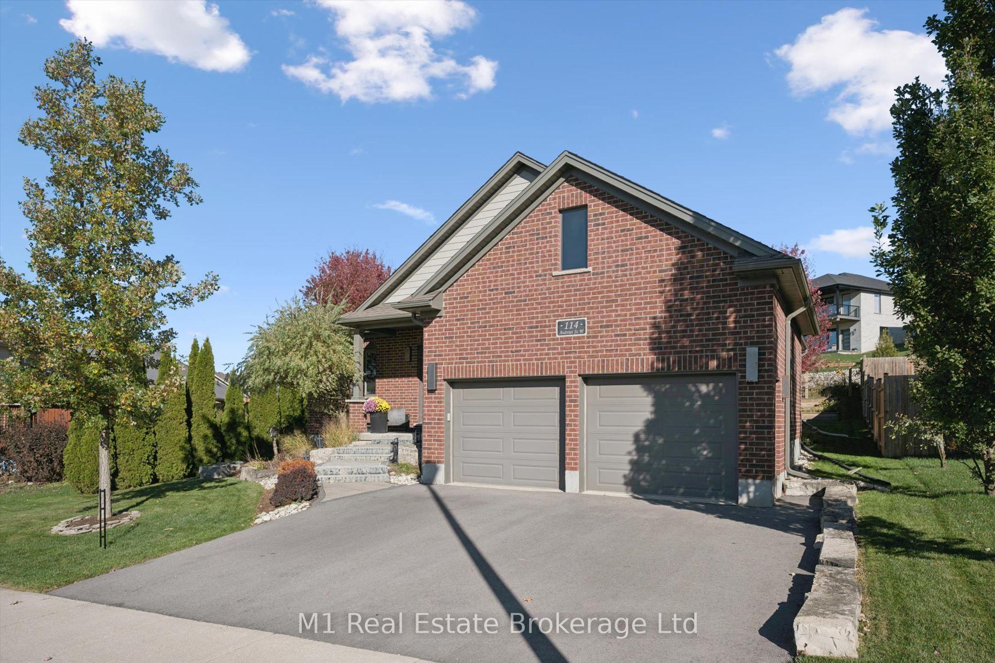 114 Andrews Drive W, Mapleton, ON N0G 1P0