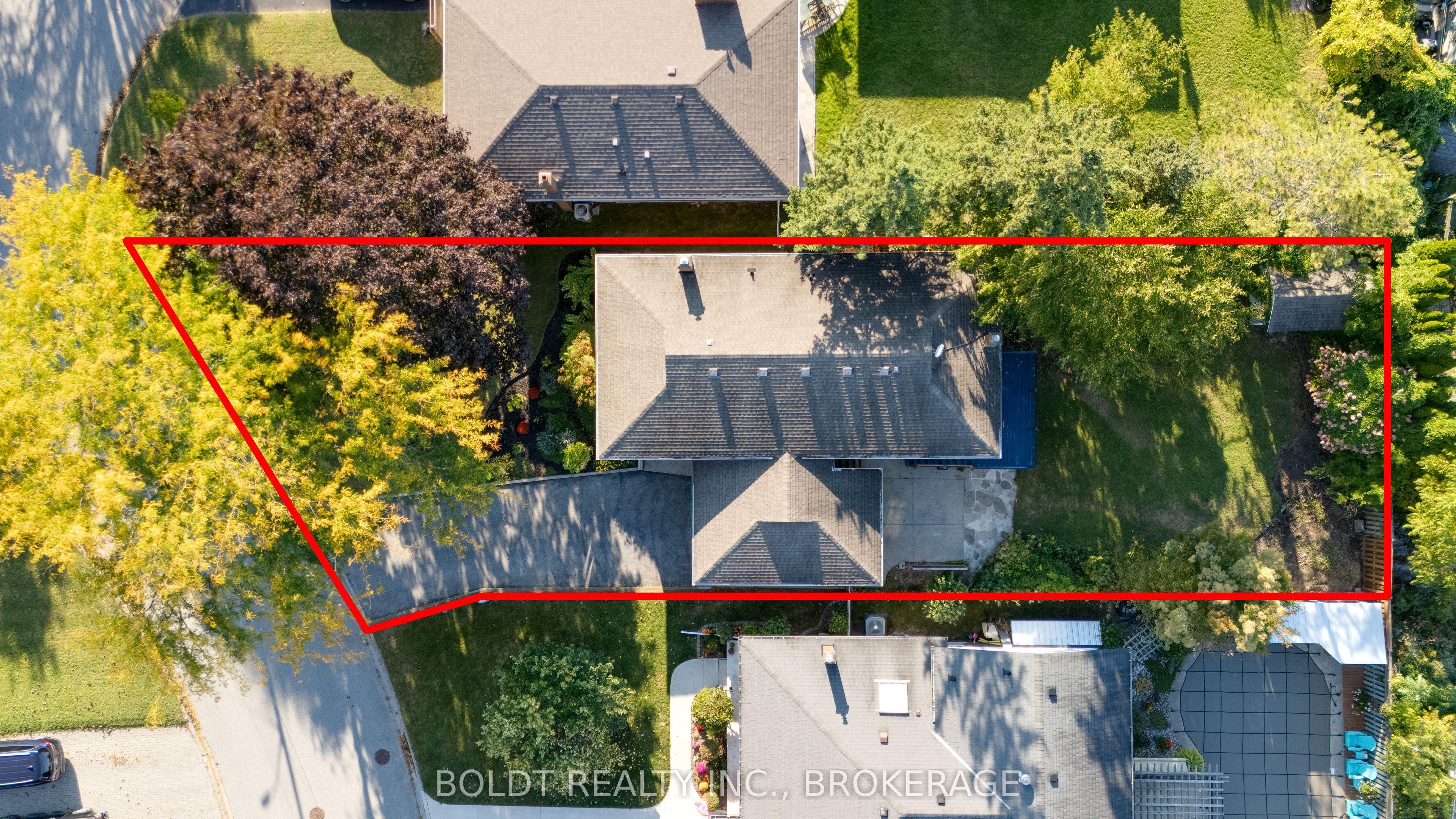 12 Bayshore Crescent, St. Catharines, ON L2N 5Y4