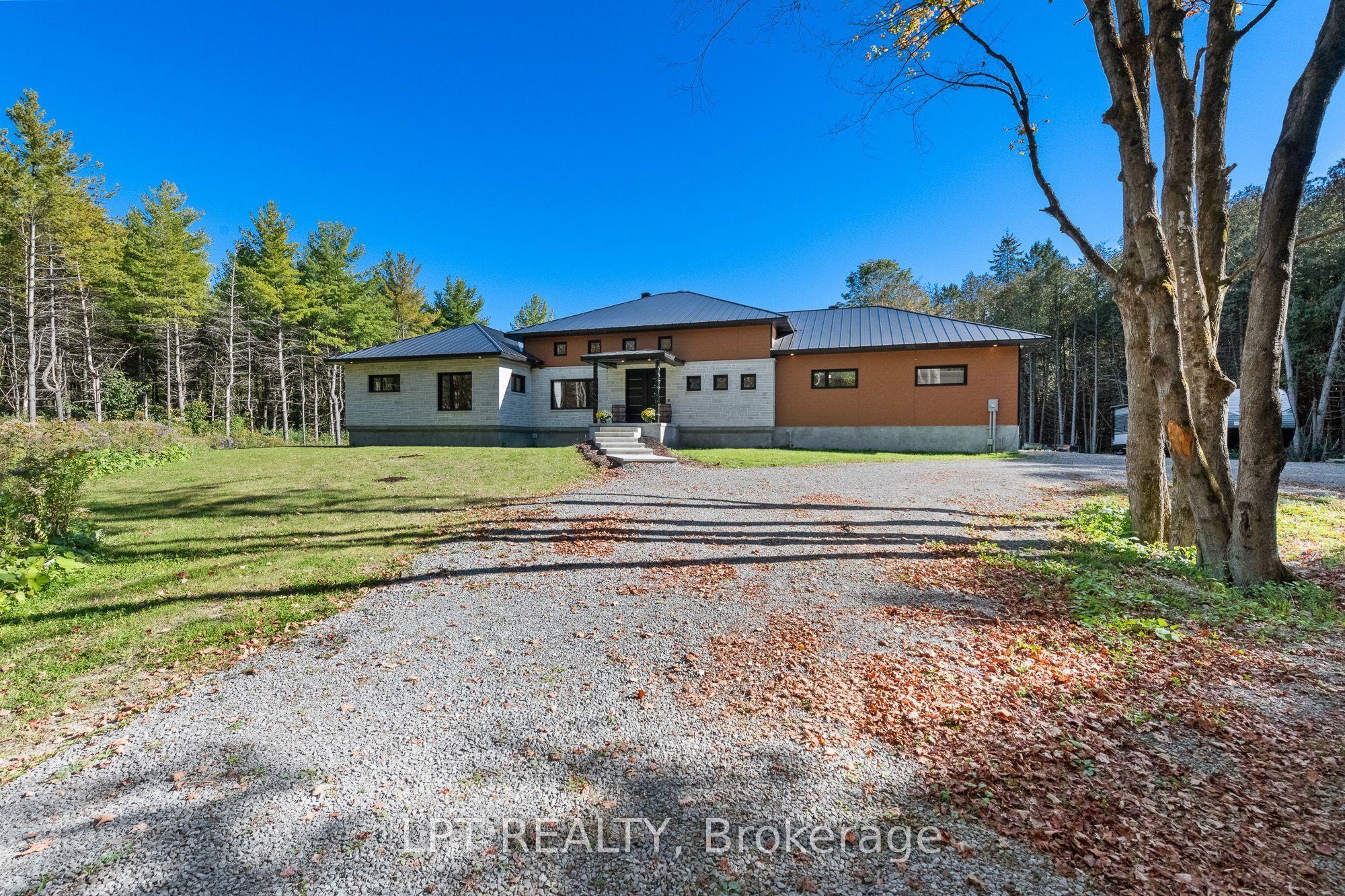 8168 Cooper Hill Road, Greely - Metcalfe - Osgoode - Vernon and Area, ON K0A 2P0