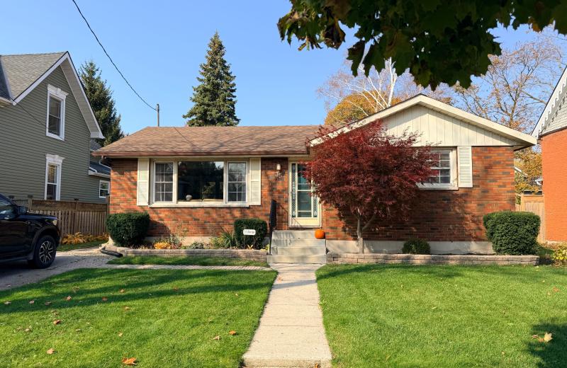 35 Napier Street, Goderich, ON N7A 1W2