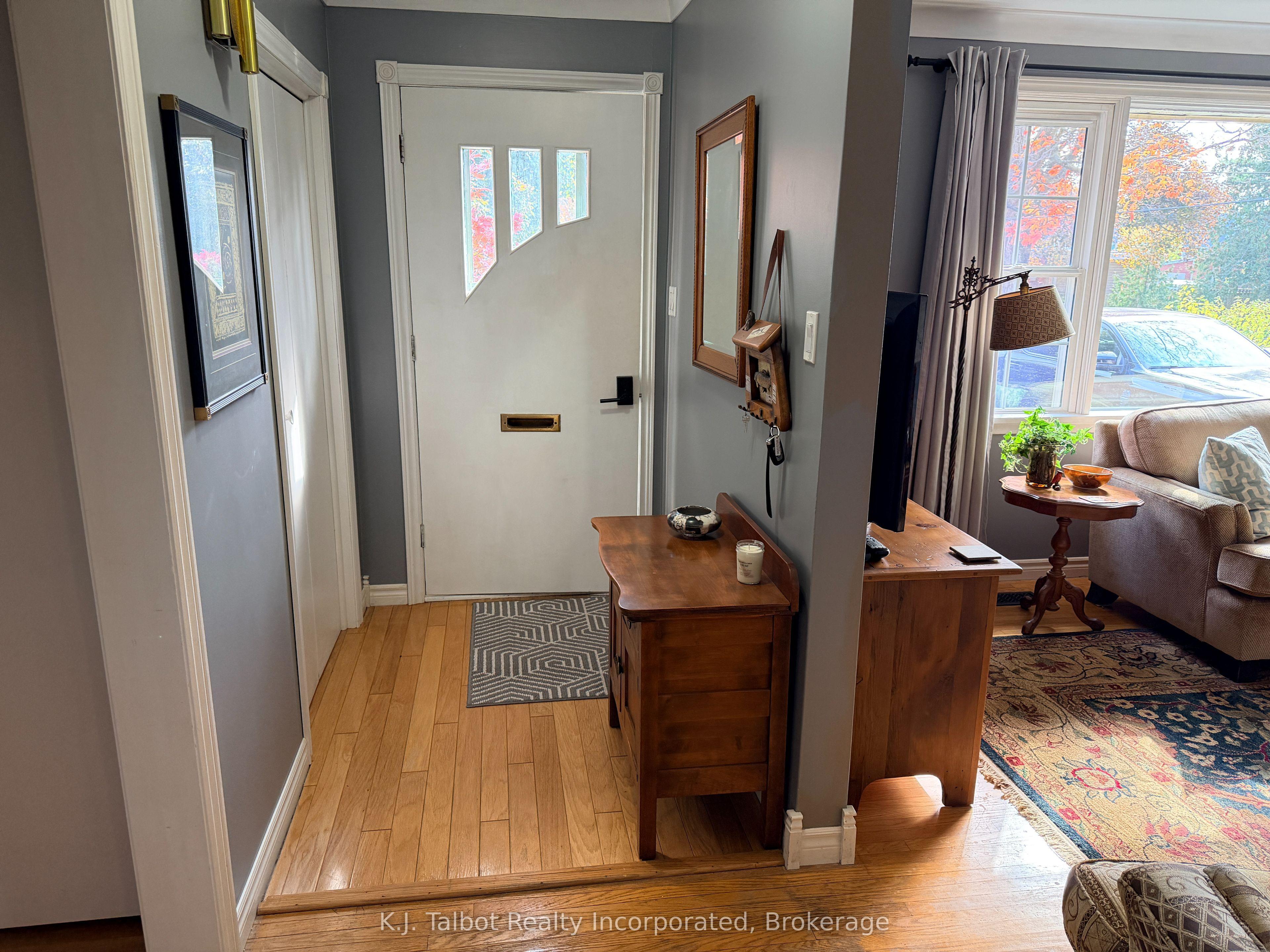 35 Napier Street, Goderich, ON N7A 1W2