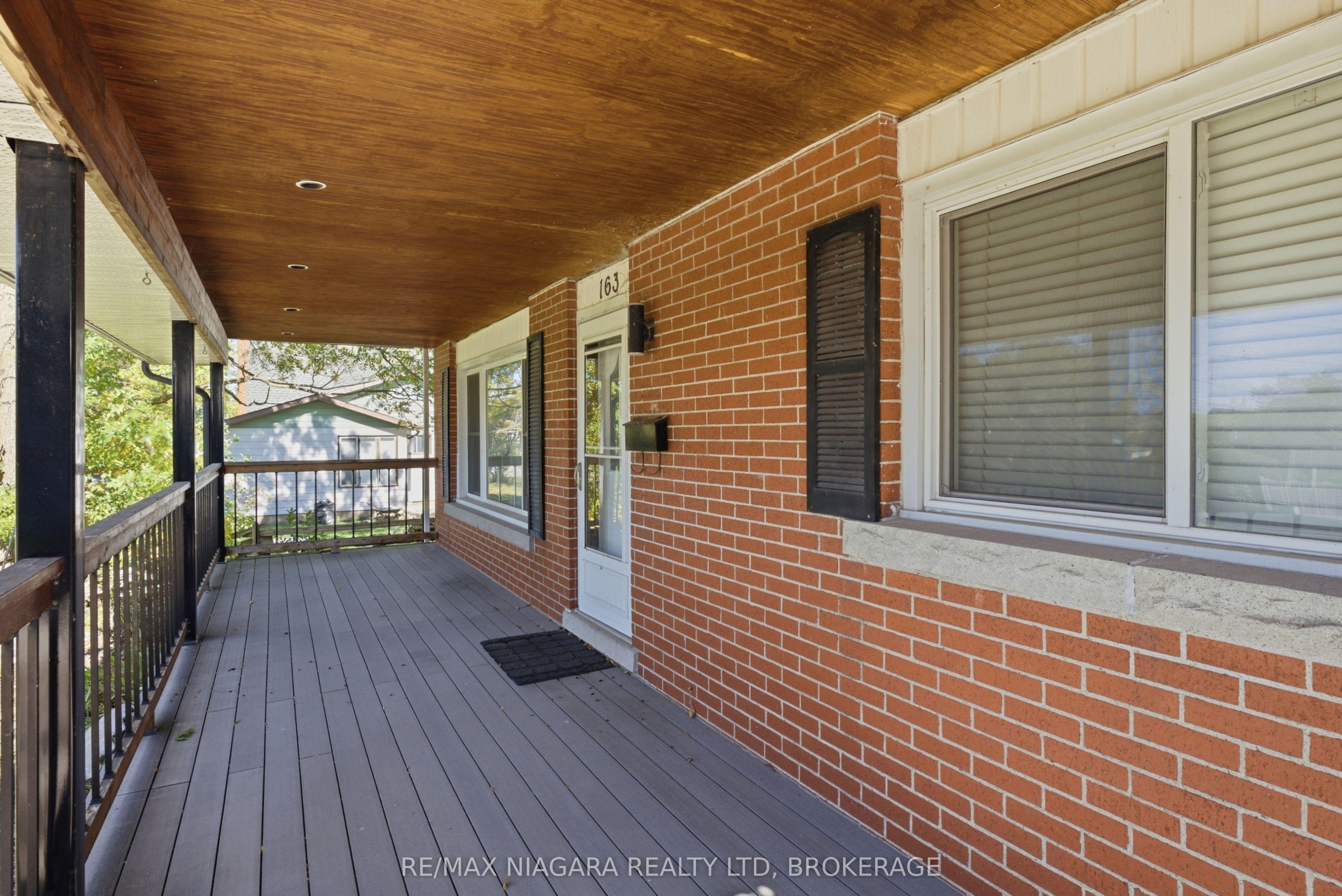 163 Champlain Drive, Fort Erie, ON L2A 1Z9