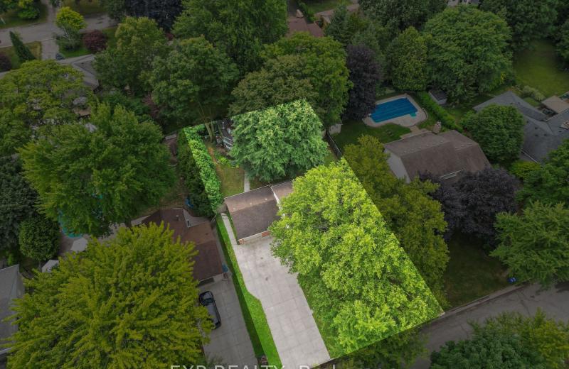 42 Queen Mary Crescent, London North, ON N6H 4B4