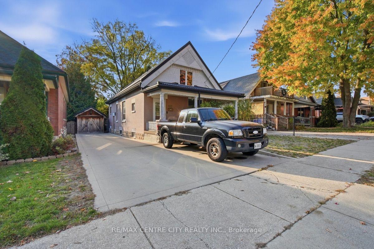 355 Oakland Avenue, London East, ON N5W 4J8