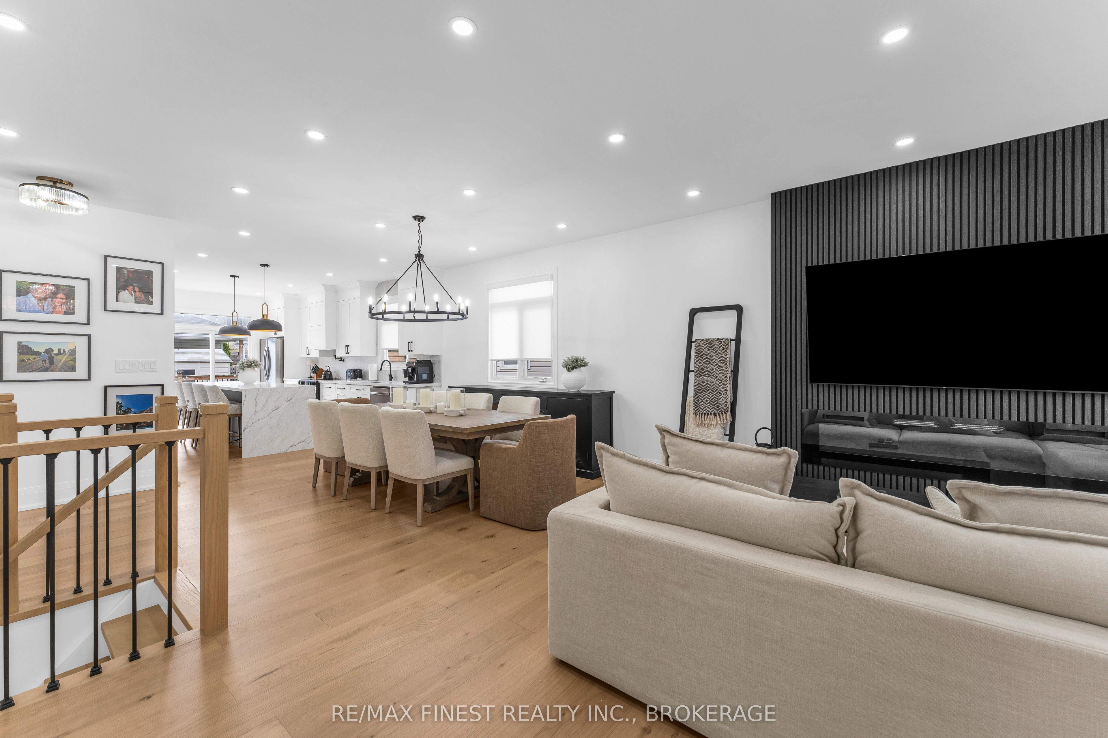 995 SWANFIELD Street, Kingston, ON K7M 0A6