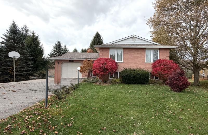 25 Jordan Drive, North Huron, ON N0G 1E0