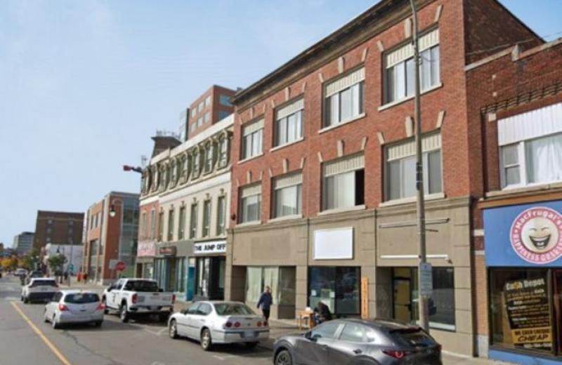 339 St. Paul Street 204, St. Catharines, ON L2R 3M2