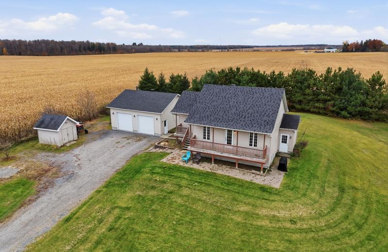 827 ROUTE 11 Road, Alfred and Plantagenet, ON K0B 1C0