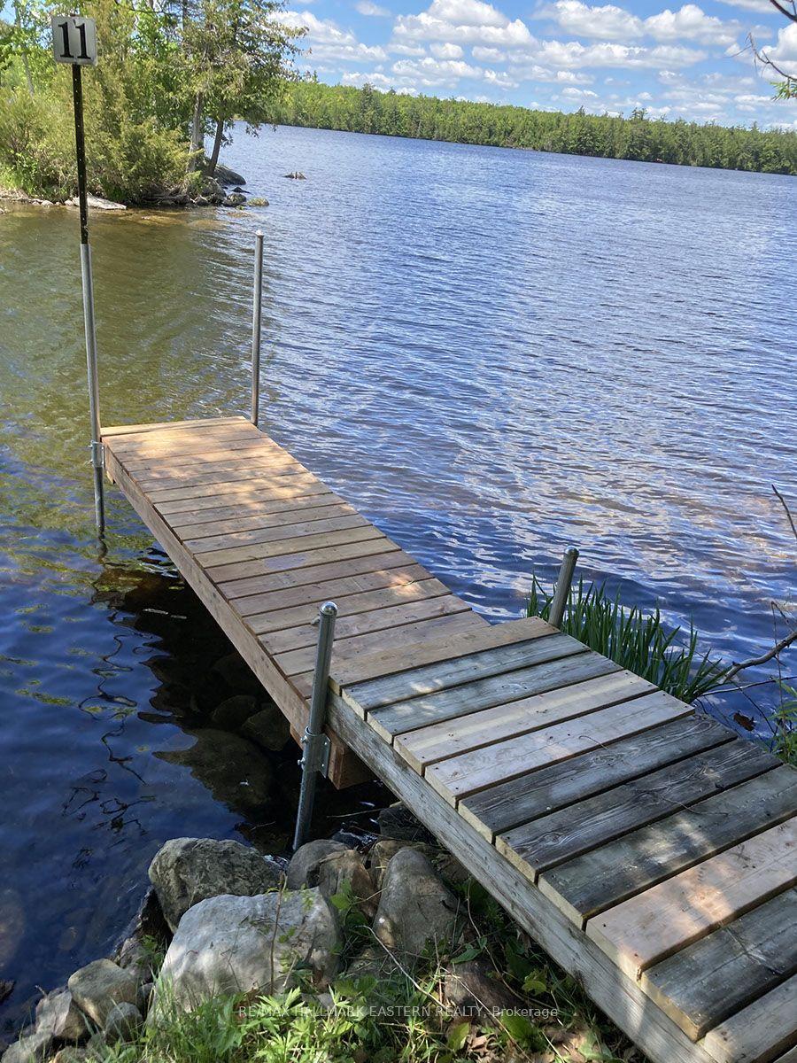 11 Maplewood Court, Trent Lakes, ON K0L 1J0