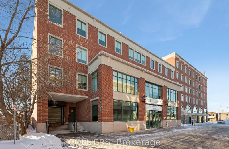 282 Dupuis Street 400, Vanier and Kingsview Park, ON K1L 7H9