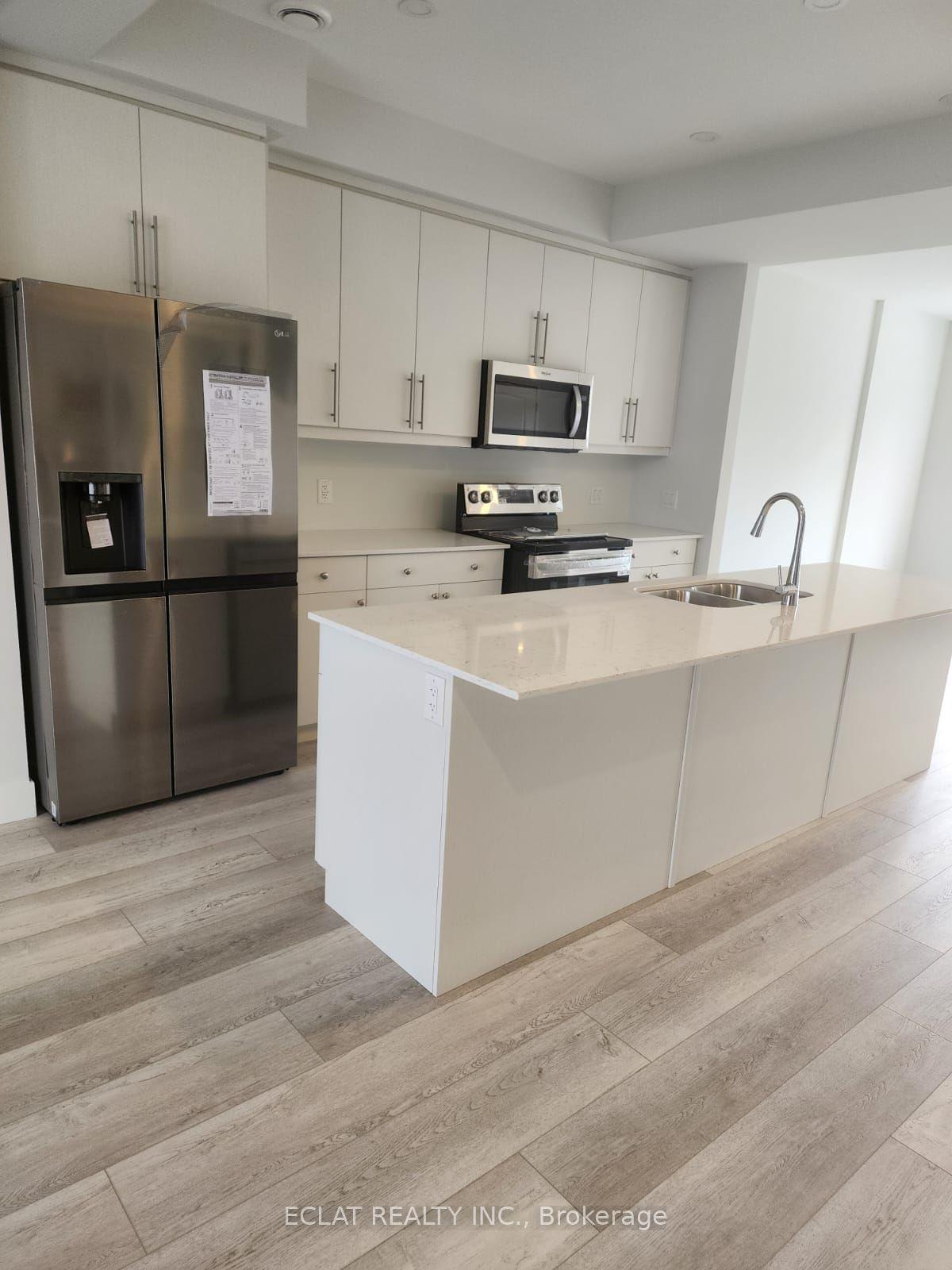 15-990 Deveron Crescent, London South, ON N5Z 5A4