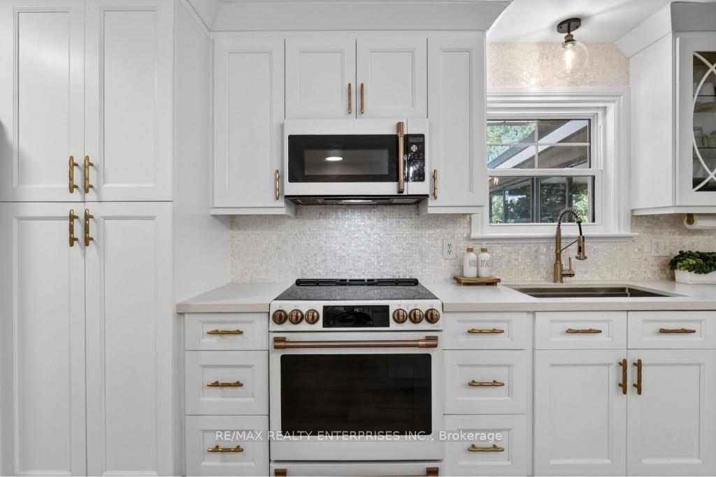 6543 Chippewa Road E, Hamilton, ON L0R 1W0