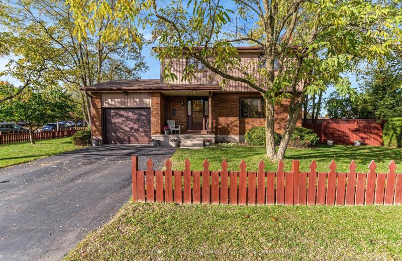 1177 Langs Circle, Cambridge, ON N3H 5E6