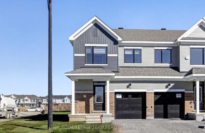 21 SINTALUTA Walk, Stittsville - Munster - Richmond, ON K0A 2Z0