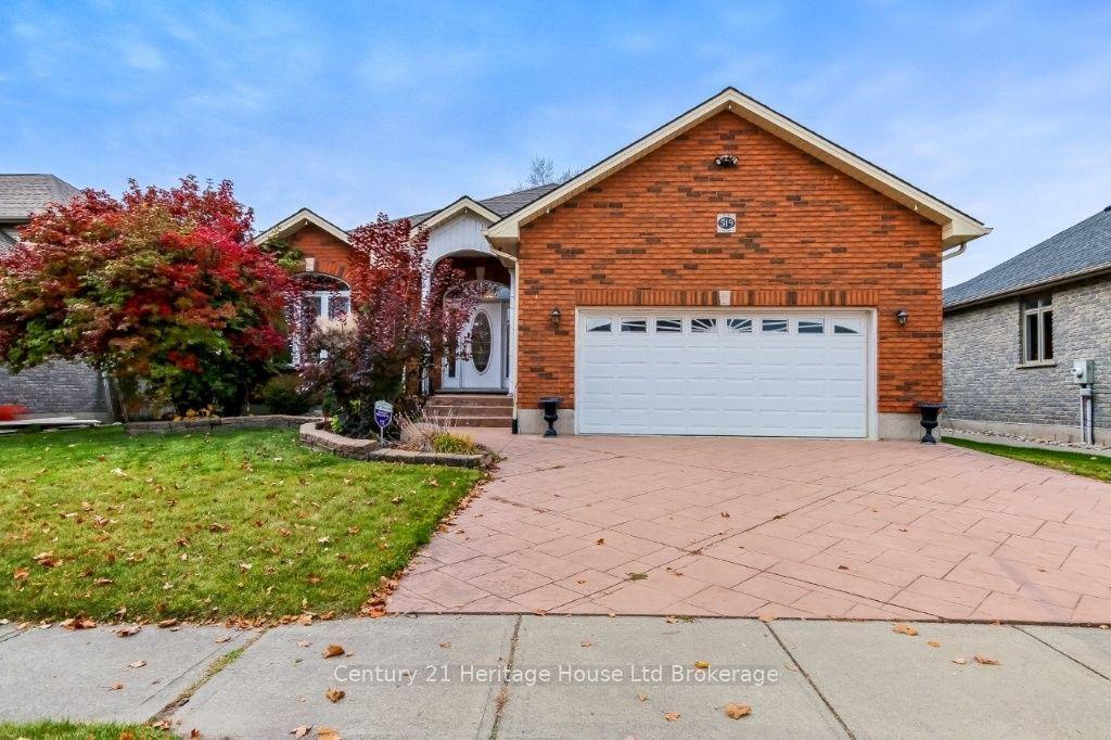 519 Crestwood Court N, Woodstock, ON N4T 1V3