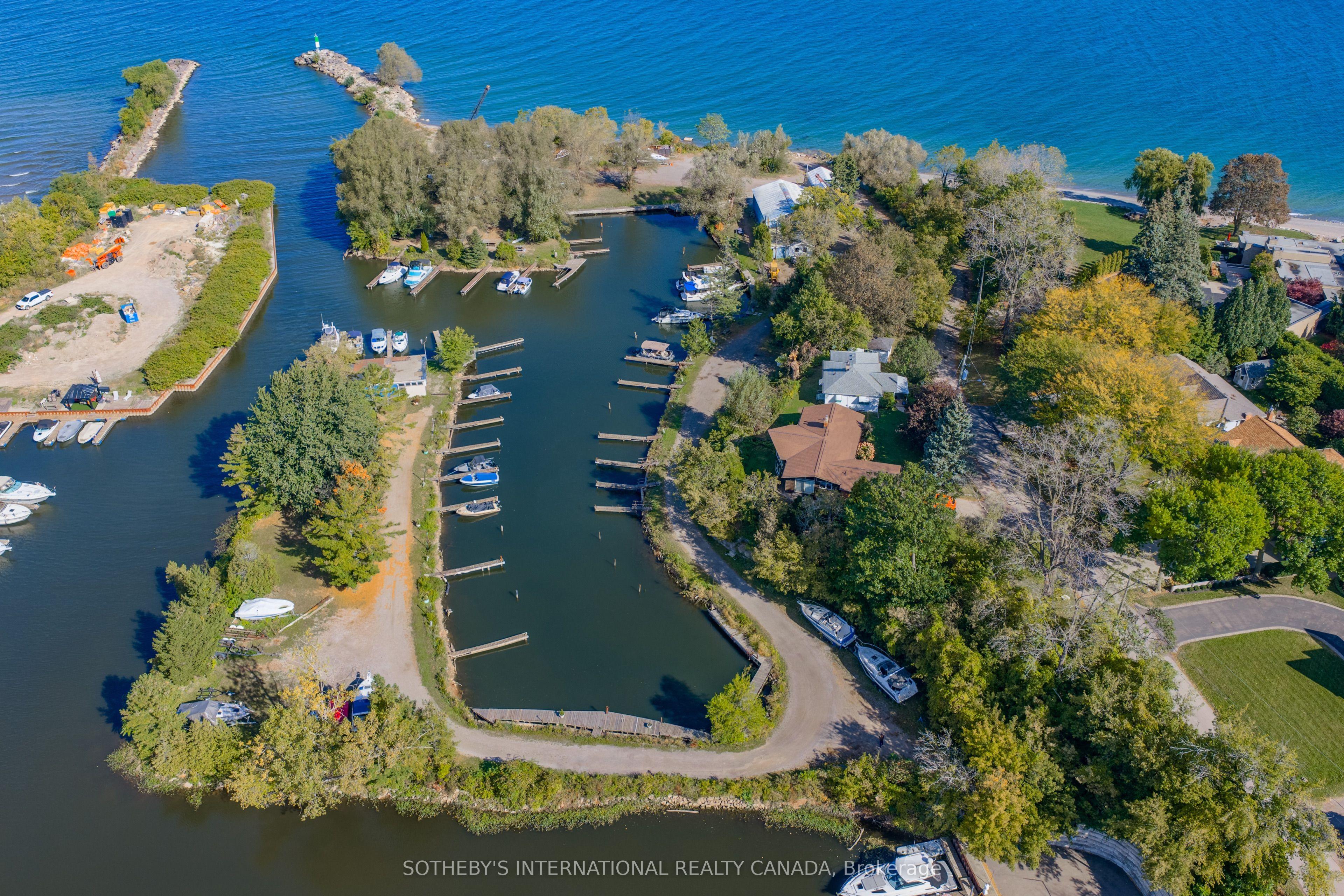 471 Maple Avenue, Grimsby, ON L3M 3C2