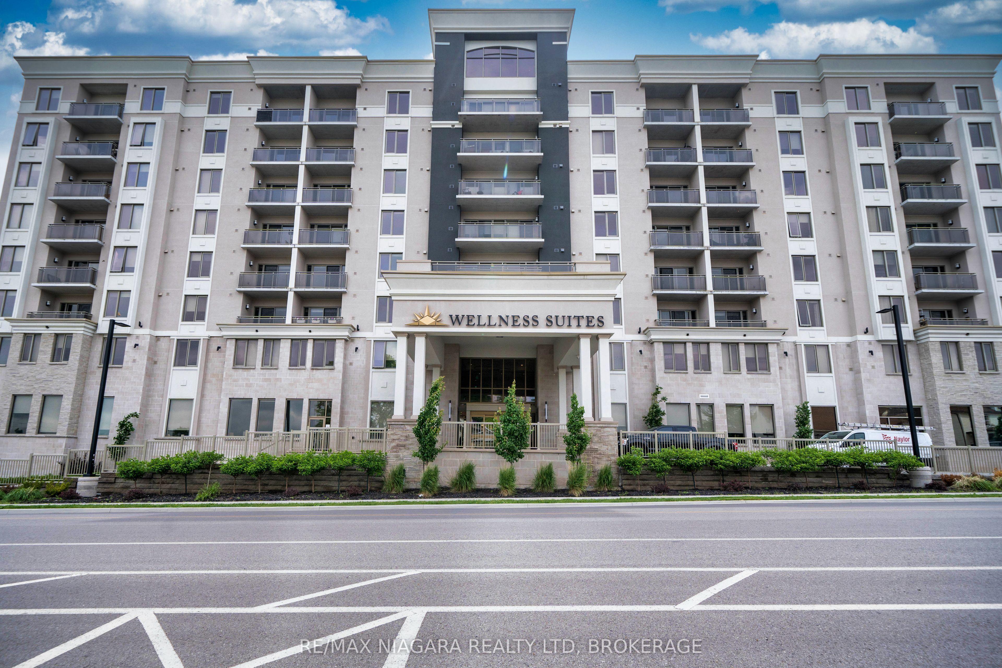 5698 Main Street 814, Niagara Falls, ON L2G 5Z4