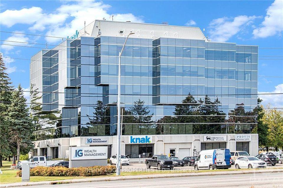 2 GURDWARA Road 300, Country Place - Pineglen - Crestview and Area, ON K2E 1A2